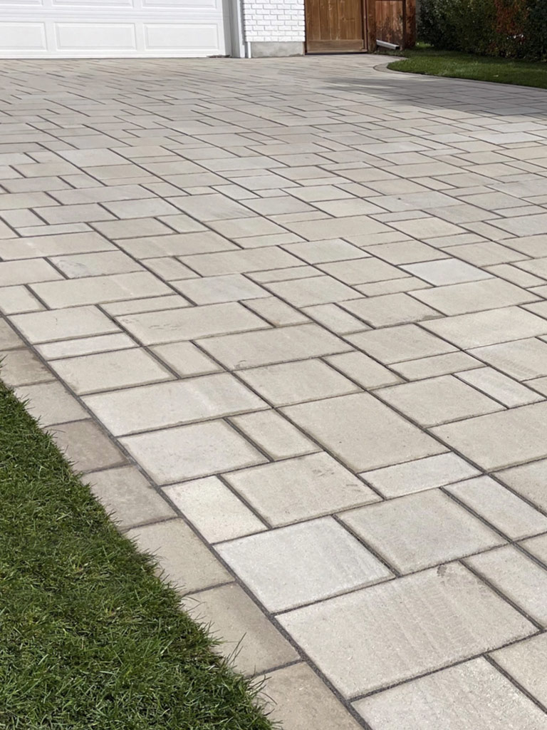 Paver driveway callout mobile