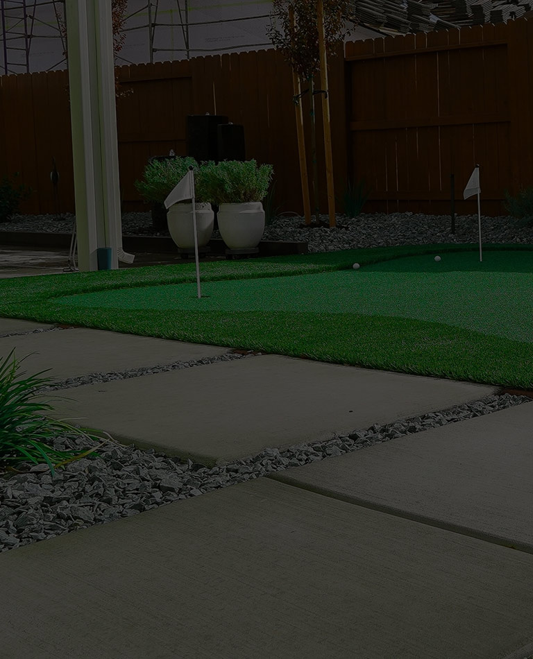 Turf and putting greens hero mobile